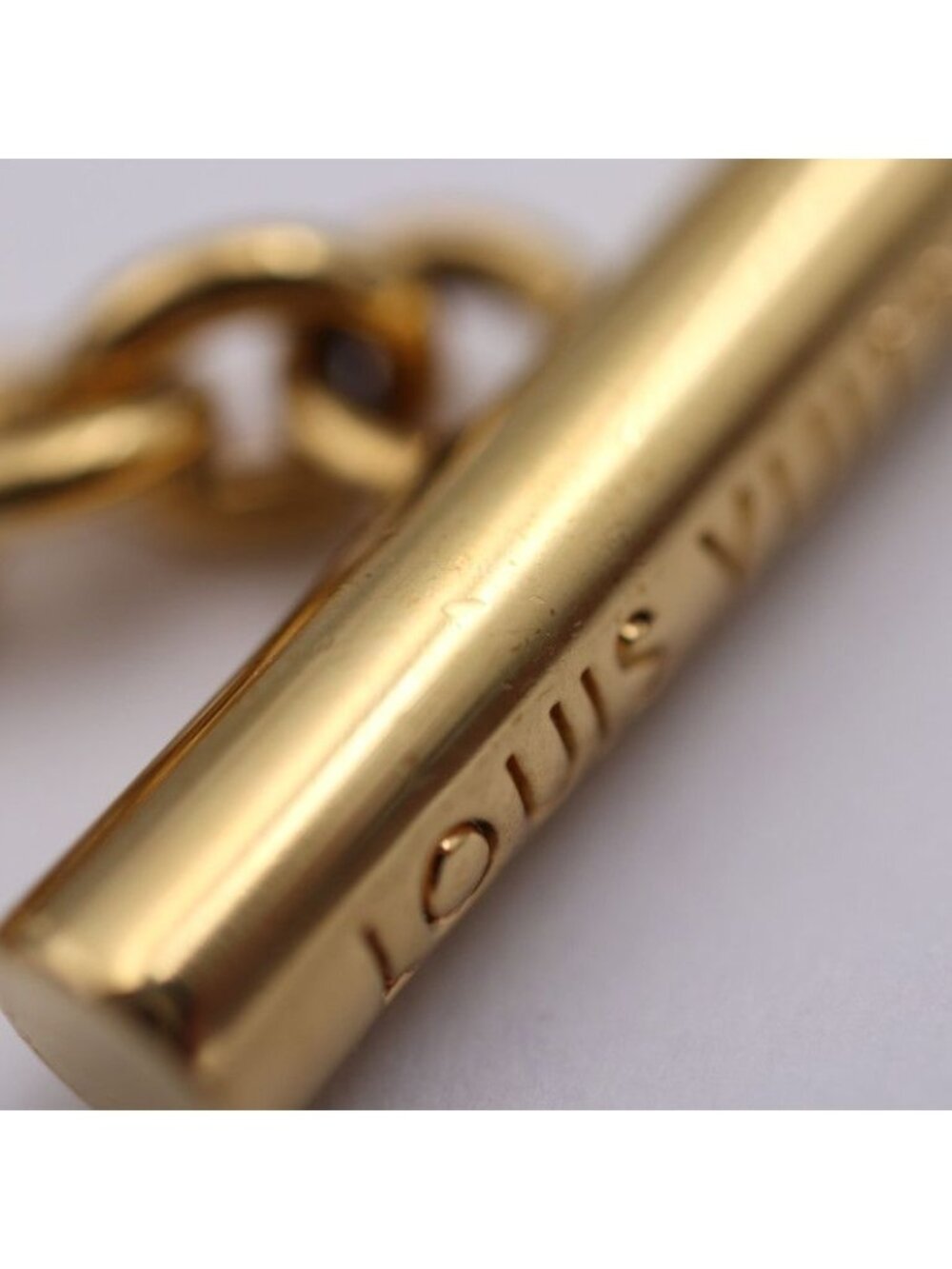 Louis Vuitton Bracelet 2 D Metal Gold Monogram Circle - Picture 6 of 10